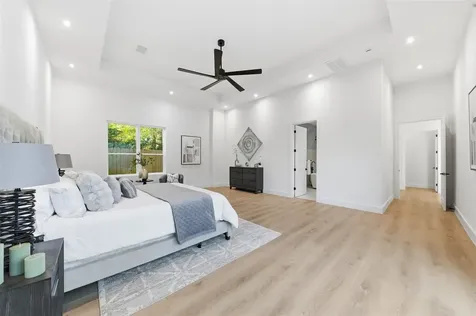 934 Autumn Oaks Drive Houston TX 77079
