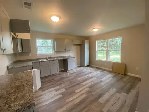275 Wood Fern Cleveland TX 77327