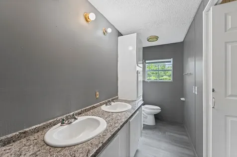 118 Canvasback N Baytown TX 77523