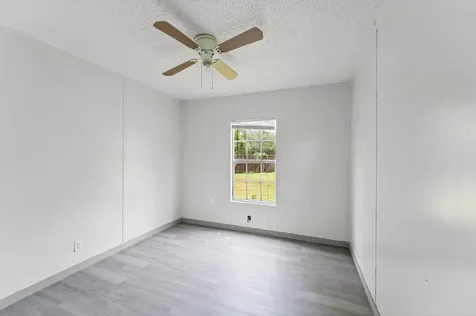 118 Canvasback N Baytown TX 77523