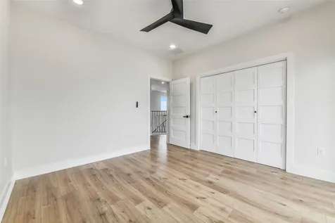 9208 W Bay Road Galveston TX 77554