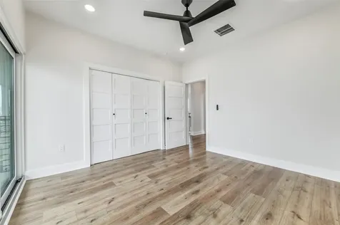 9208 W Bay Road Galveston TX 77554