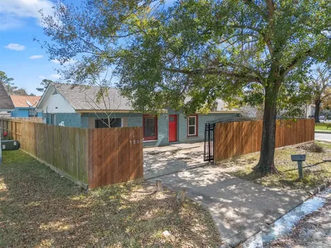 9802 Lum Lane Houston TX 77078