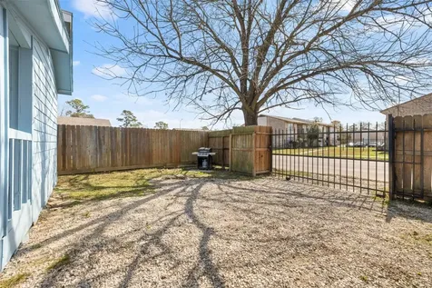 9802 Lum Lane Houston TX 77078
