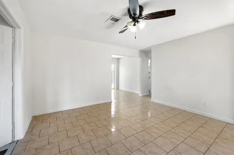 9802 Lum Lane Houston TX 77078