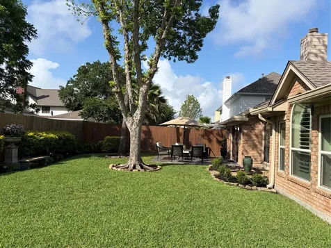 814 Maplewood Falls Court Houston TX 77062