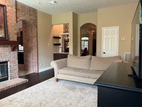 814 Maplewood Falls Court Houston TX 77062