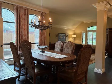 814 Maplewood Falls Court Houston TX 77062