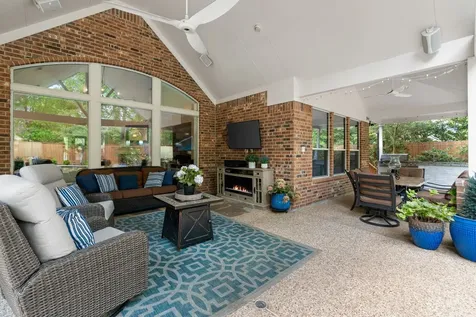 23 Wooded Path Place The Woodlands TX 77382