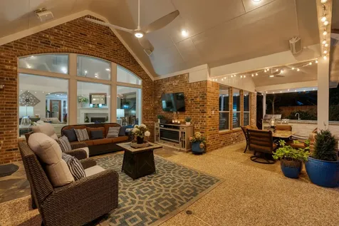 23 Wooded Path Place The Woodlands TX 77382