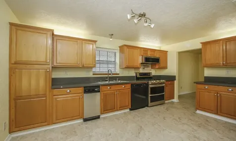 19518 Gladewater Drive Tomball TX 77375