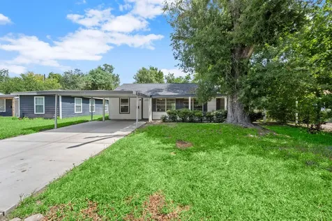 5219 Myrtlewood Street Houston TX 77033