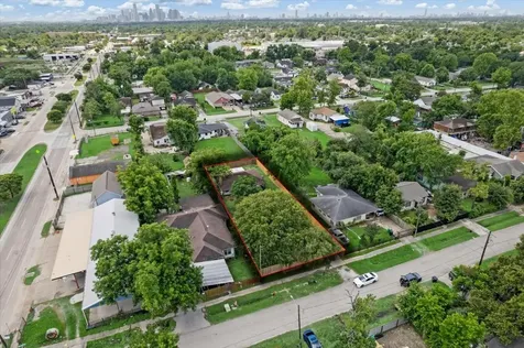 740 Westford Street Houston TX 77022