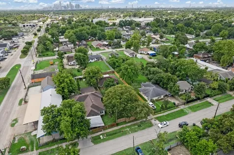 740 Westford Street Houston TX 77022