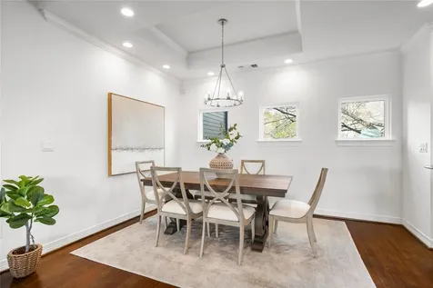 409 Detering Street Houston TX 77007