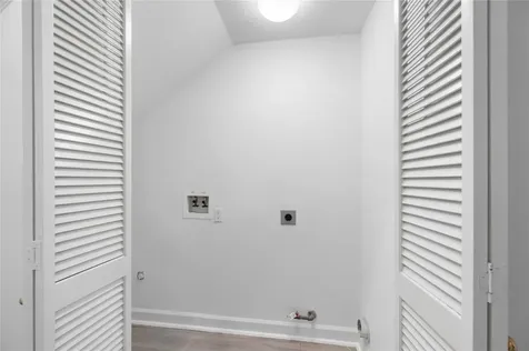 409 Detering Street Houston TX 77007