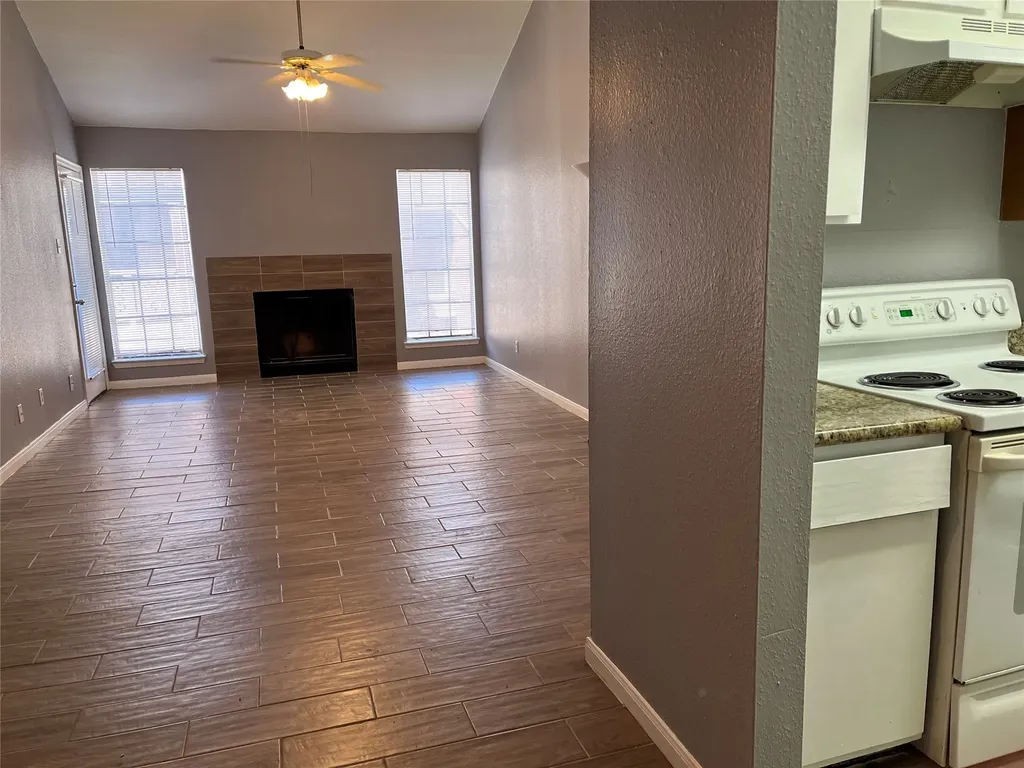 12500 Sandpiper Drive 54 Houston TX 77035