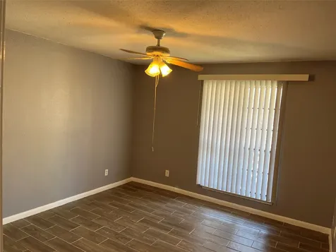 12500 Sandpiper Drive 54 Houston TX 77035