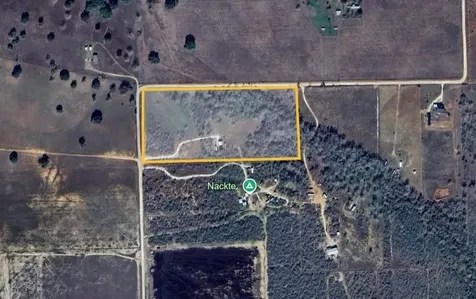 1655 County Road 412 Stockdale TX 78160