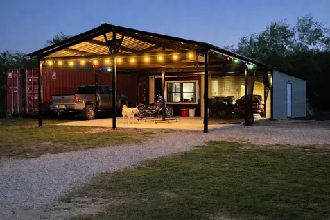 1655 County Road 412 Stockdale TX 78160