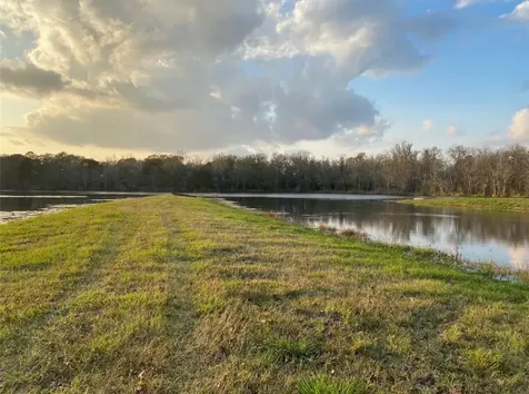15577 Highway 146 N Liberty TX 77575