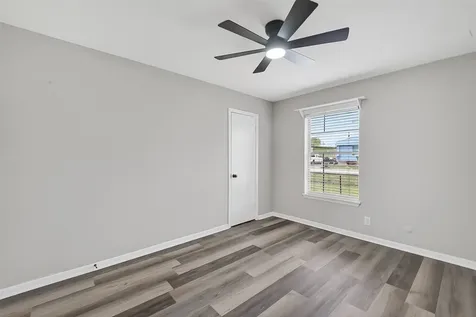 7626 Verdinell Street Baytown TX 77521