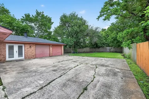 7626 Verdinell Street Baytown TX 77521