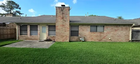 3038 Shawnee Drive Sugar Land TX 77479