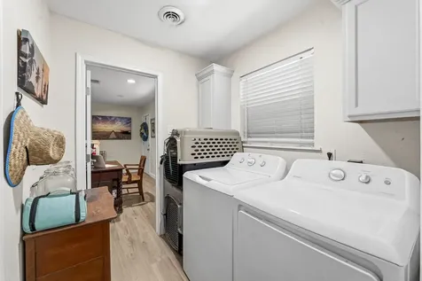 211 S Iowa Avenue League City TX 77573