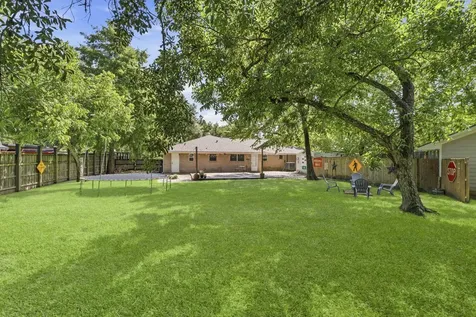 211 S Iowa Avenue League City TX 77573