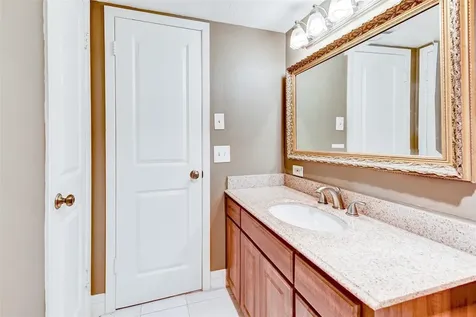3224 Timmons Lane 166 Houston TX 77027