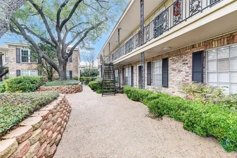 3224 Timmons Lane 166 Houston TX 77027