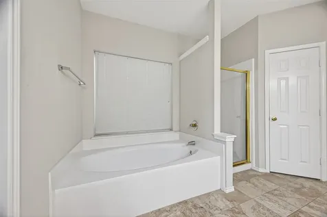 5911 Indian Hills Ln Lane Sugar Land TX 77479
