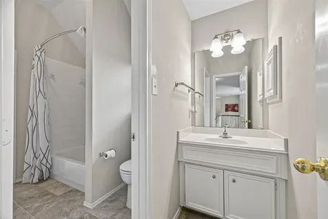 5911 Indian Hills Ln Lane Sugar Land TX 77479