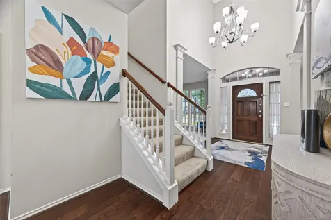 5911 Indian Hills Ln Lane Sugar Land TX 77479