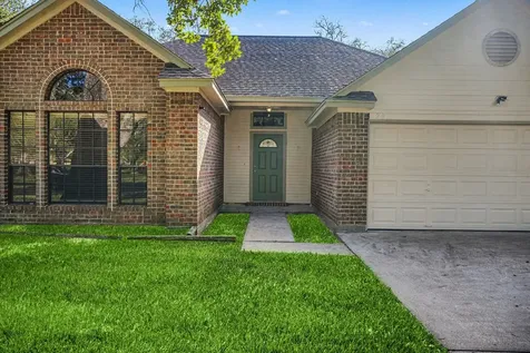 206 Forest Oaks Lane Lake Jackson TX 77566