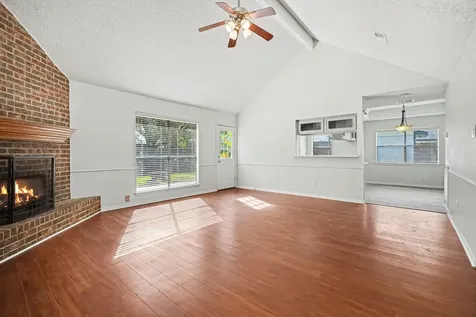 206 Forest Oaks Lane Lake Jackson TX 77566