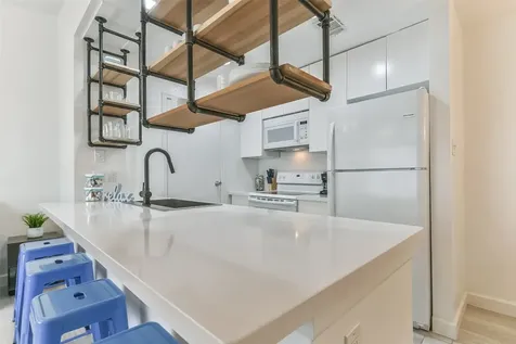 3506 Cove View Boulevard 1612 Galveston TX 77554