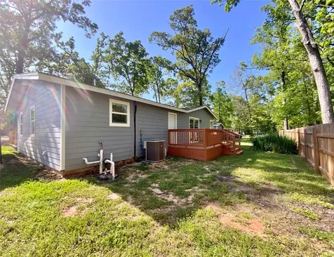 172 Pine Needle Street Onalaska TX 77360