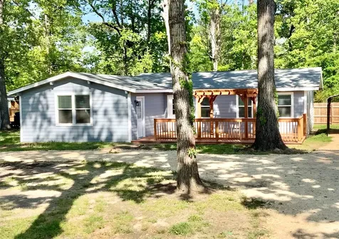 172 Pine Needle Street Onalaska TX 77360