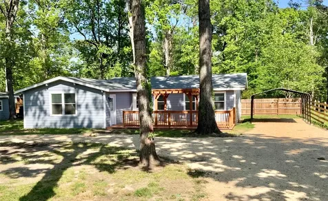 172 Pine Needle Street Onalaska TX 77360