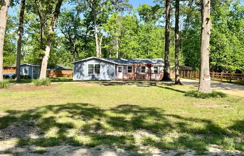 172 Pine Needle Street Onalaska TX 77360