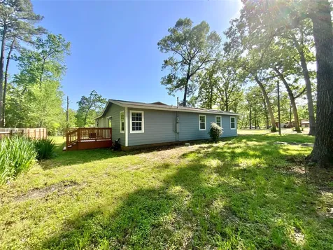 172 Pine Needle Street Onalaska TX 77360