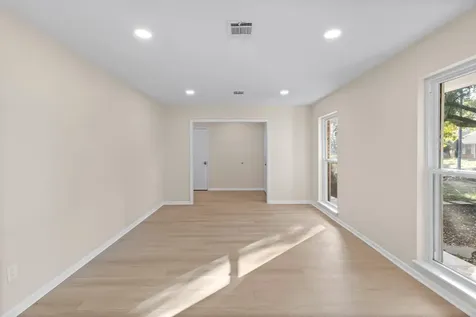 9610 Meadowglen Lane Houston TX 77063