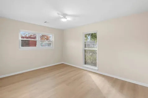 9610 Meadowglen Lane Houston TX 77063