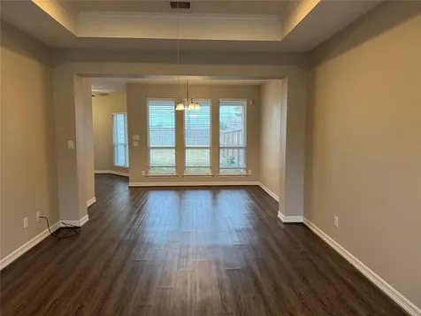 717 High Oaks Bellville TX 77418