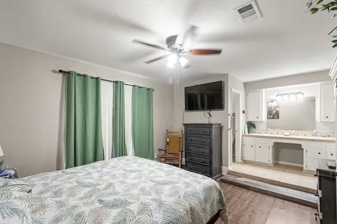 2718 Lufkin Lane Deer Park TX 77536