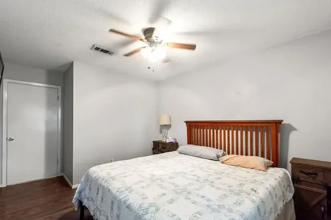 2718 Lufkin Lane Deer Park TX 77536