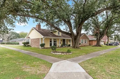 2718 Lufkin Lane Deer Park TX 77536
