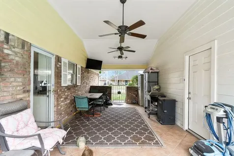 2718 Lufkin Lane Deer Park TX 77536